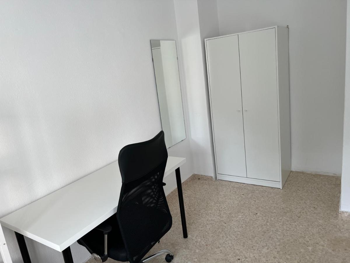 אסטפונה 3-Bedroom + Crib - Perfect For The Family מראה חיצוני תמונה